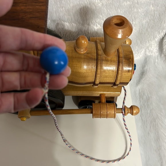 Vintage Cambridge Toy Co. Handmade Childs Wooden Pull Toy Train - Picture 6 of 10